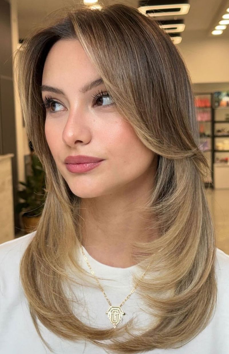 Wispy Ends with Face-Framing Pieces