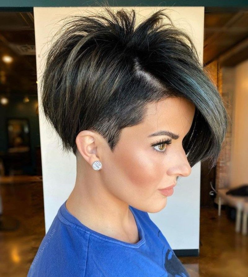 The Asymmetrical Edge