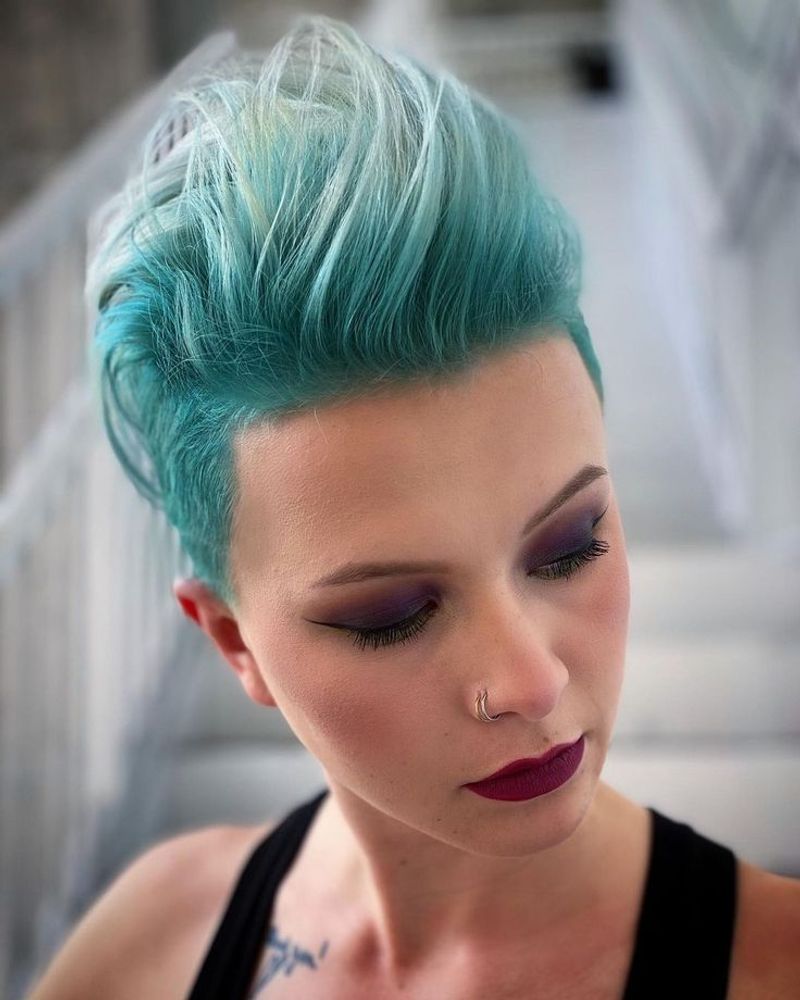 Chic Chameleon