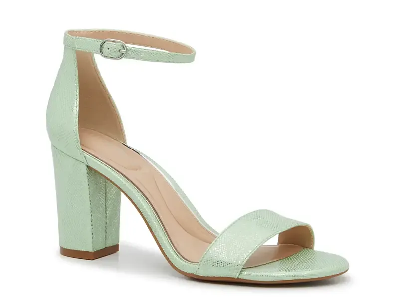 The Sporty Sophisticate
