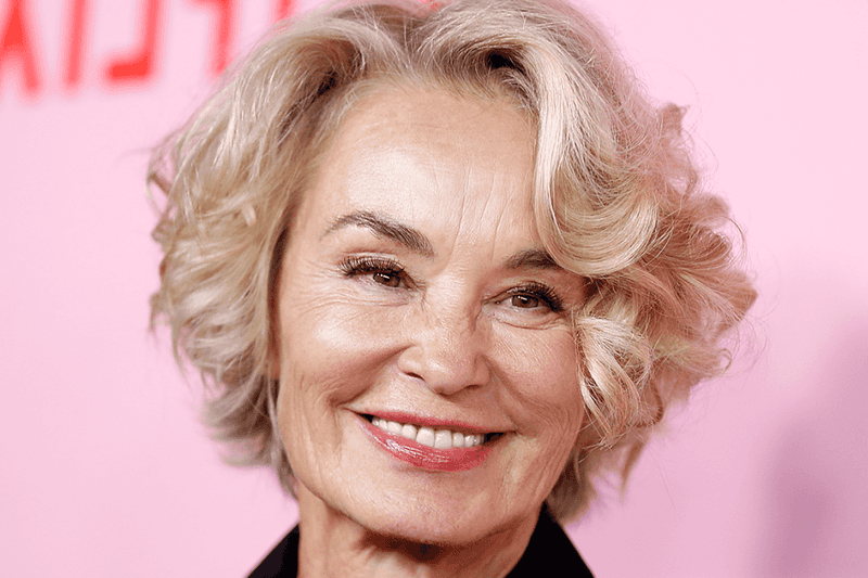 Elegant Short Curls
