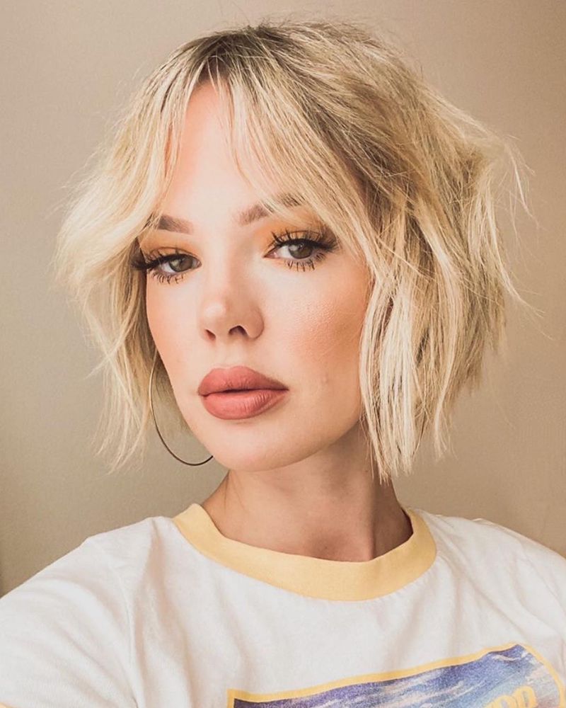 The Shaggy Bob with Curtain Bangs