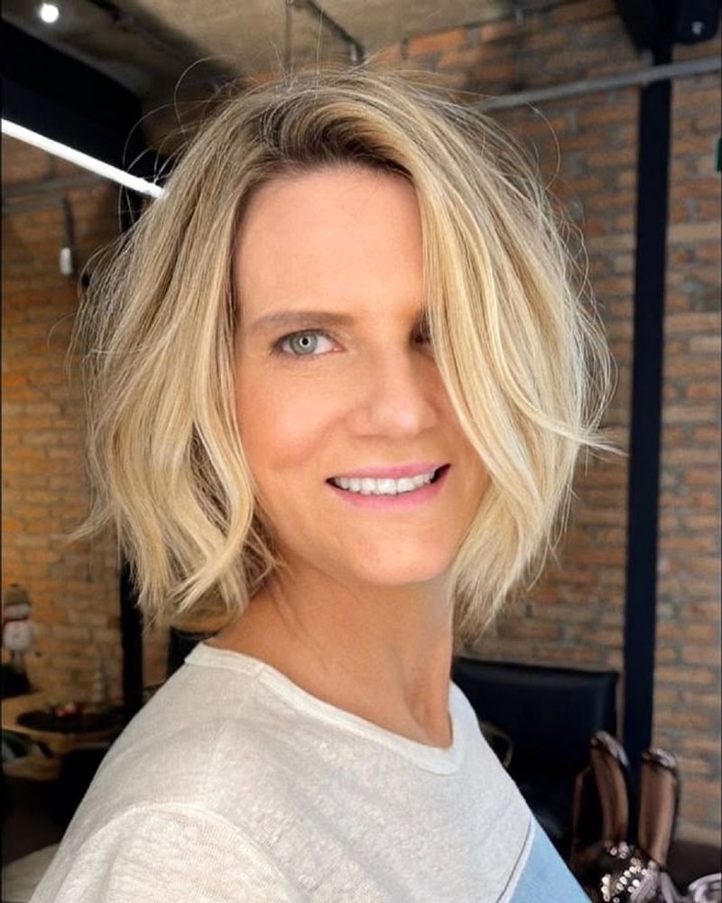 Choppy Mid-Length Cut