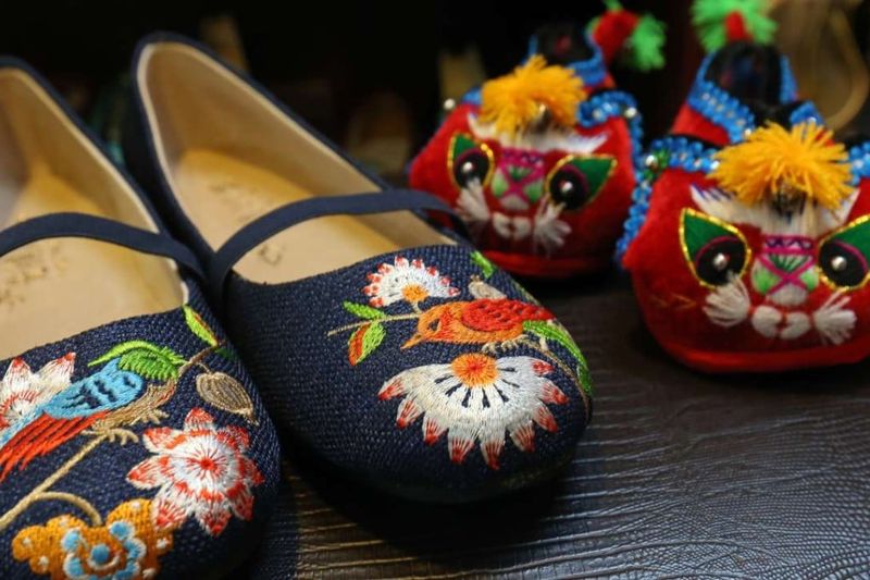 The Elegant Embroidery