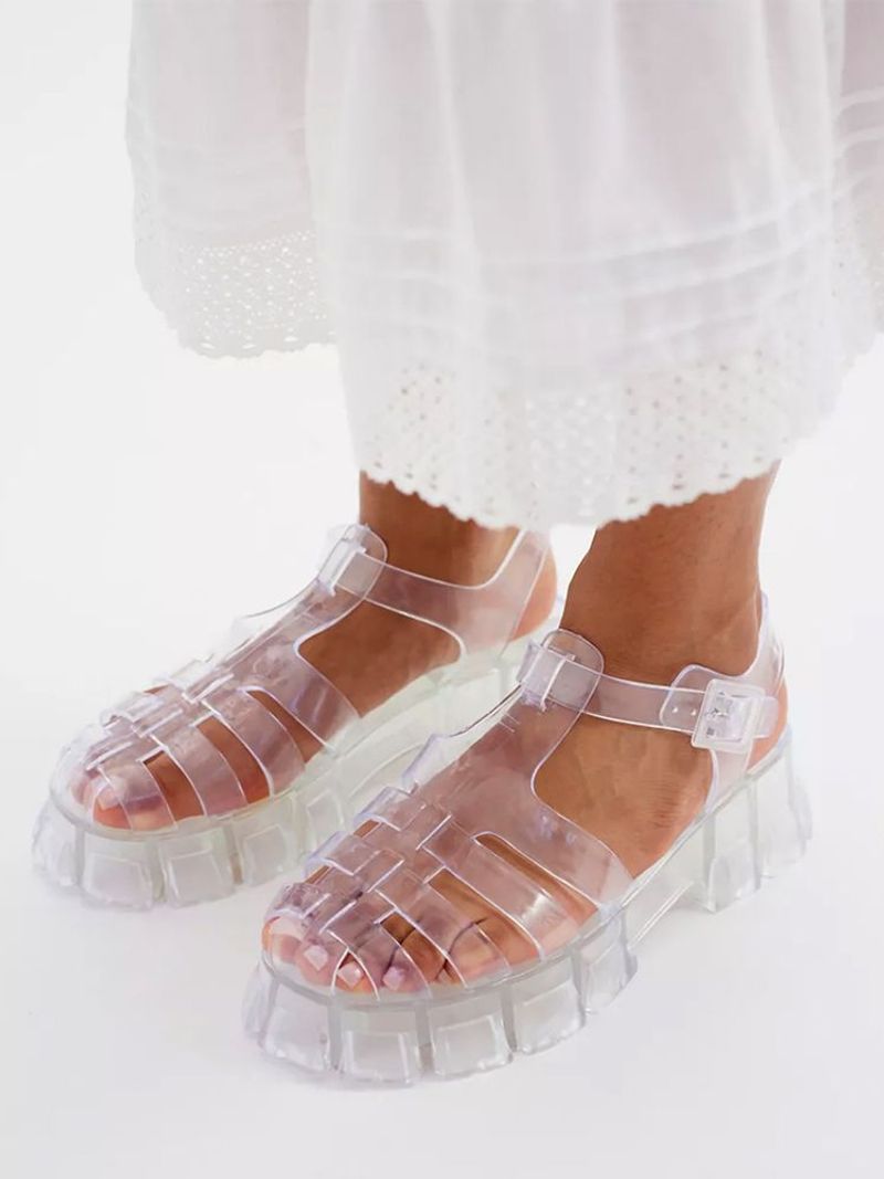 Clear Plastic Strap Sandals Have Become Invisible