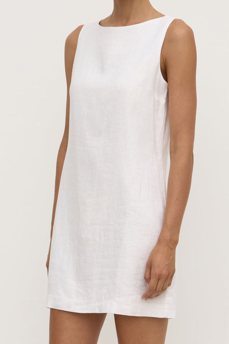 Sleek Minimalist Shift