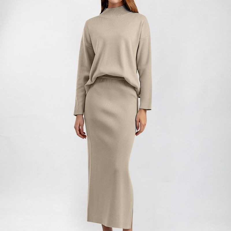 Cashmere Sweater with Pencil Skirt