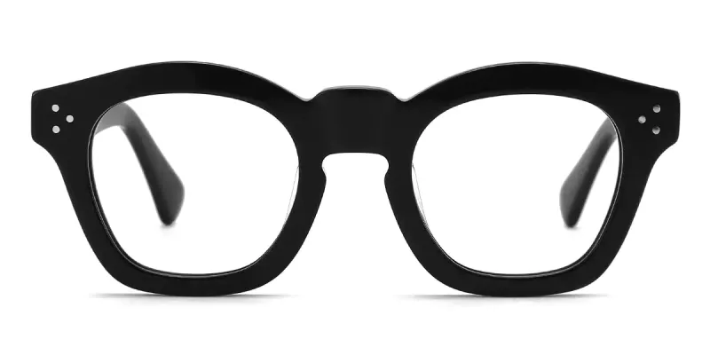 Neutral Undertone: Classic Black