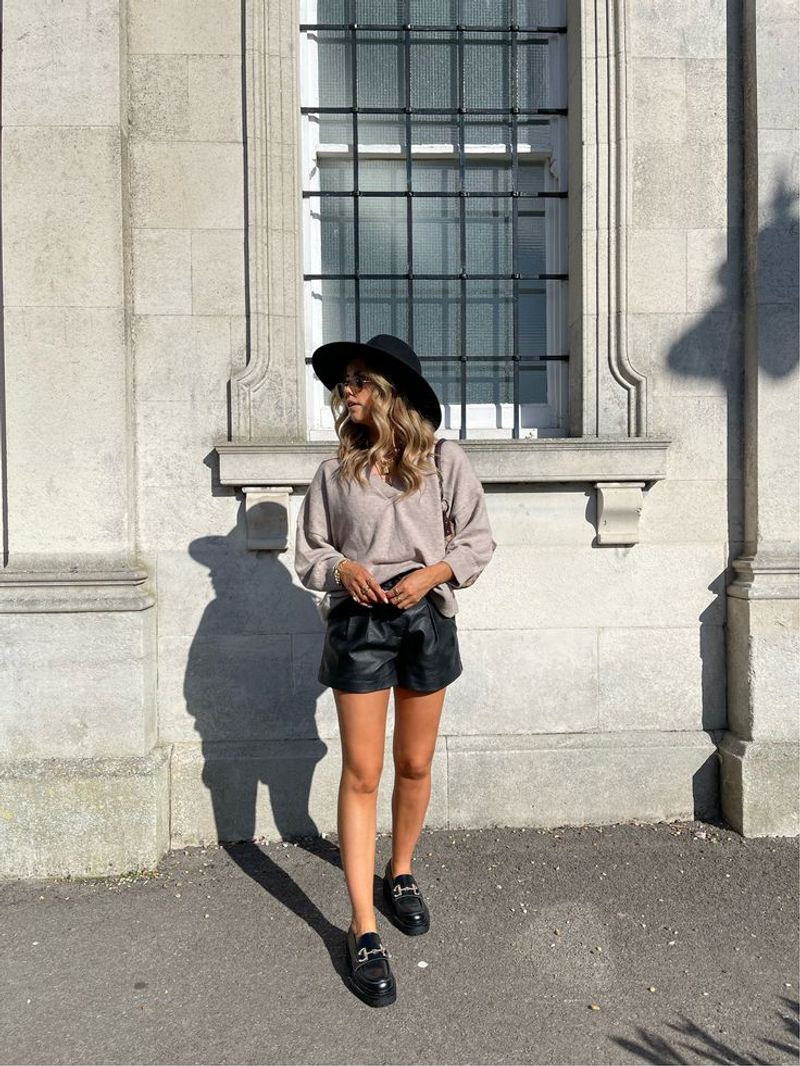 Shorts Story