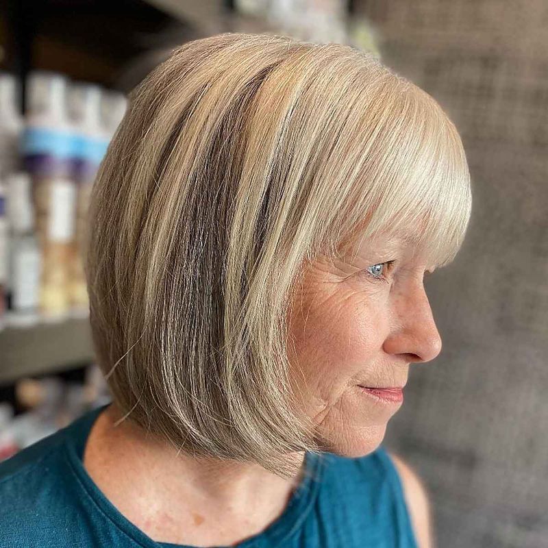 One-Length Blunt Bob Without Layers