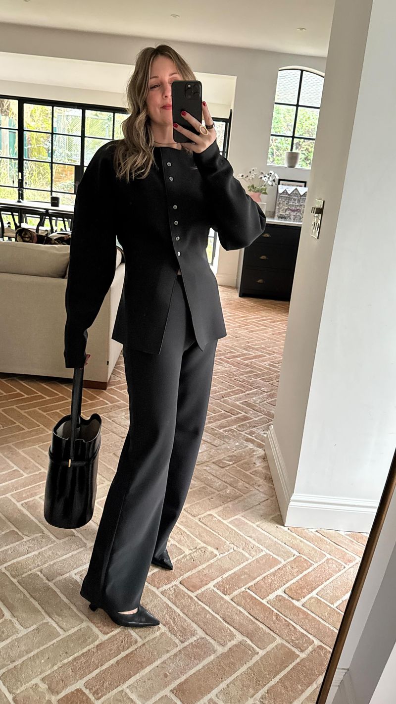 Droopy, Ill-Fitting Clothes
