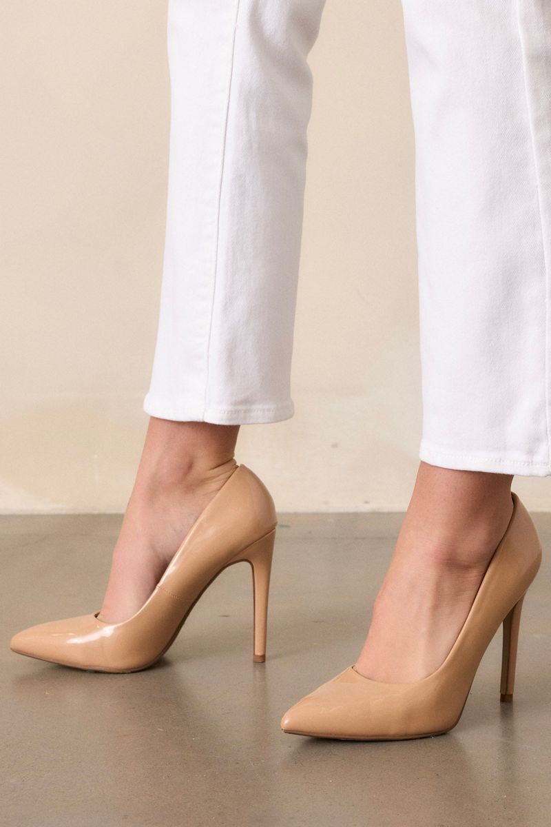Classic Nude Pumps