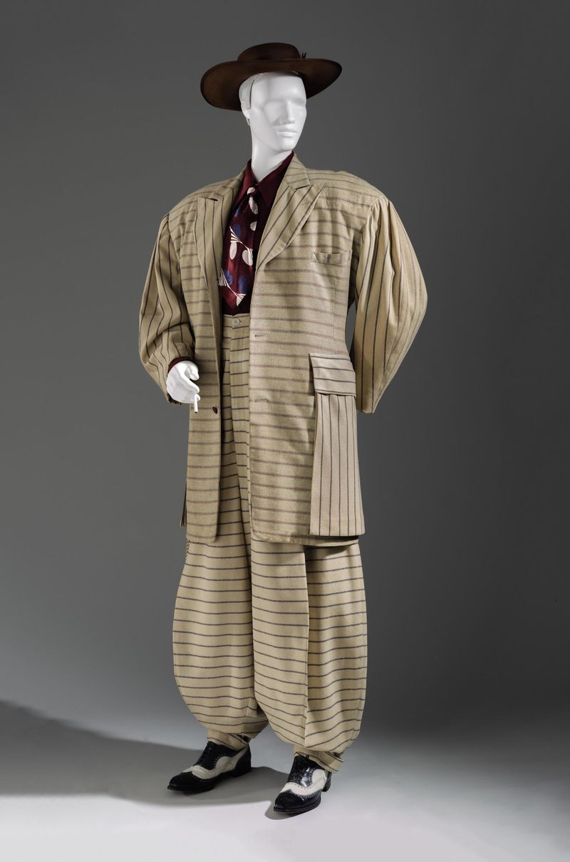 1930s: Men's Zoot Suits