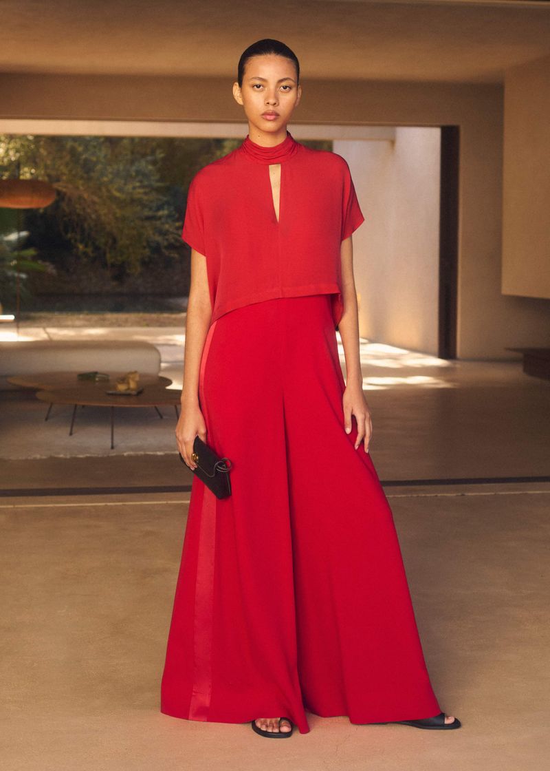 The Wide-Leg Wonder