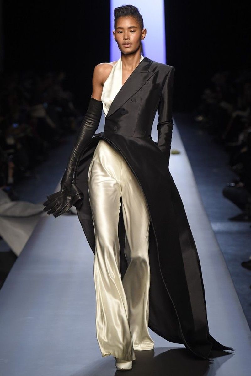 The Offbeat Charm of Asymmetrical Designs
