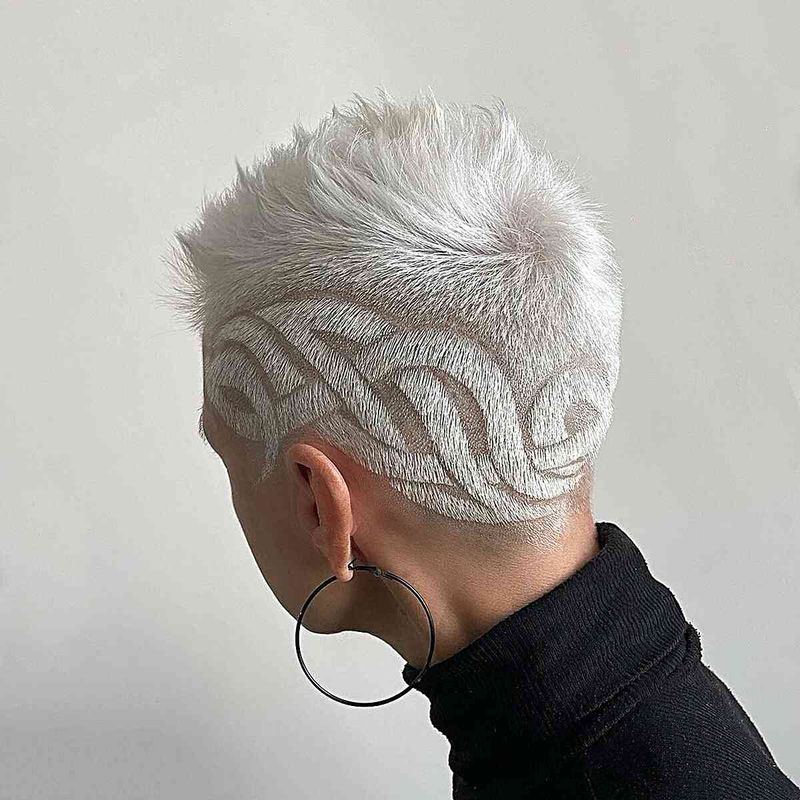 Undercut scolpito