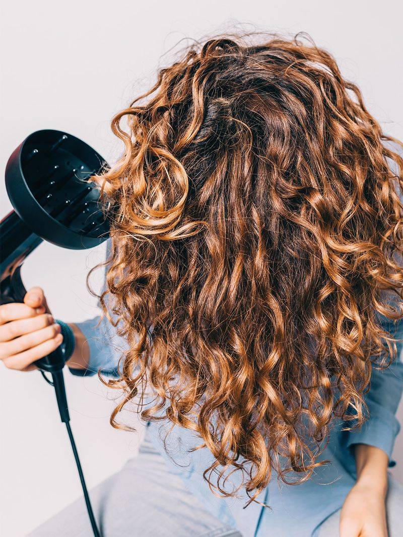 Diffused Curls