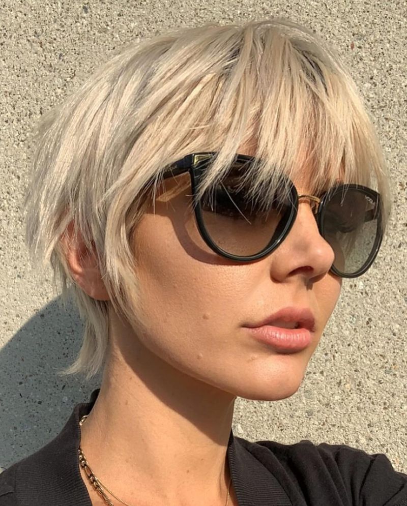 Pixie Bob a capas con flequillo