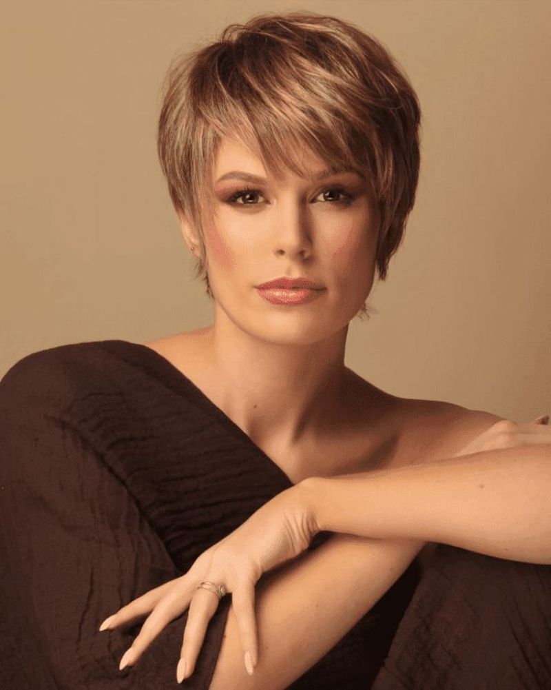 Layered Pixie with Feathered Edges