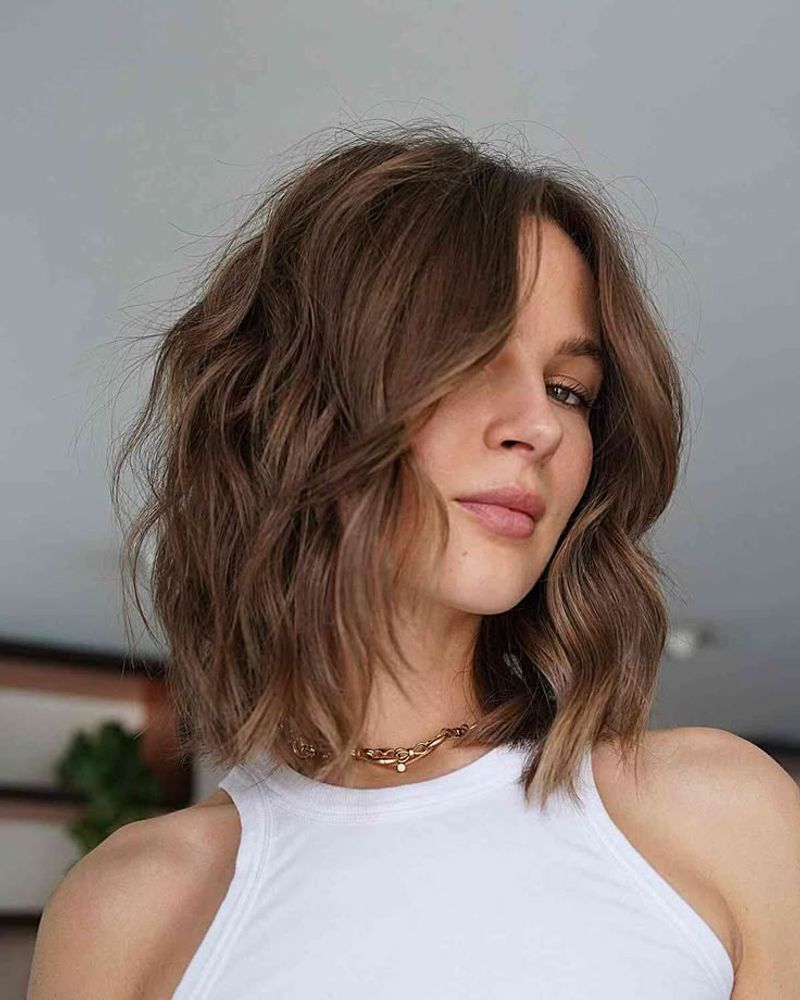 Choppy Collarbone Bob