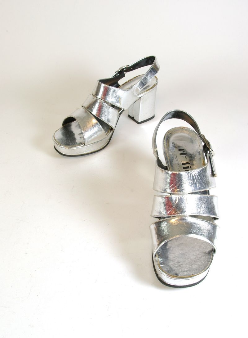 Minimalist Metallic Slides
