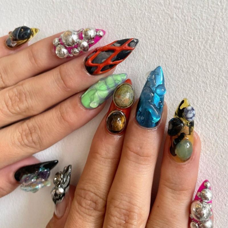 Fast-Changing Nail Art