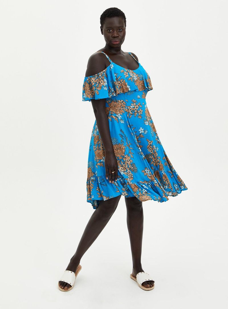 Cold-Shoulder Summer Swing