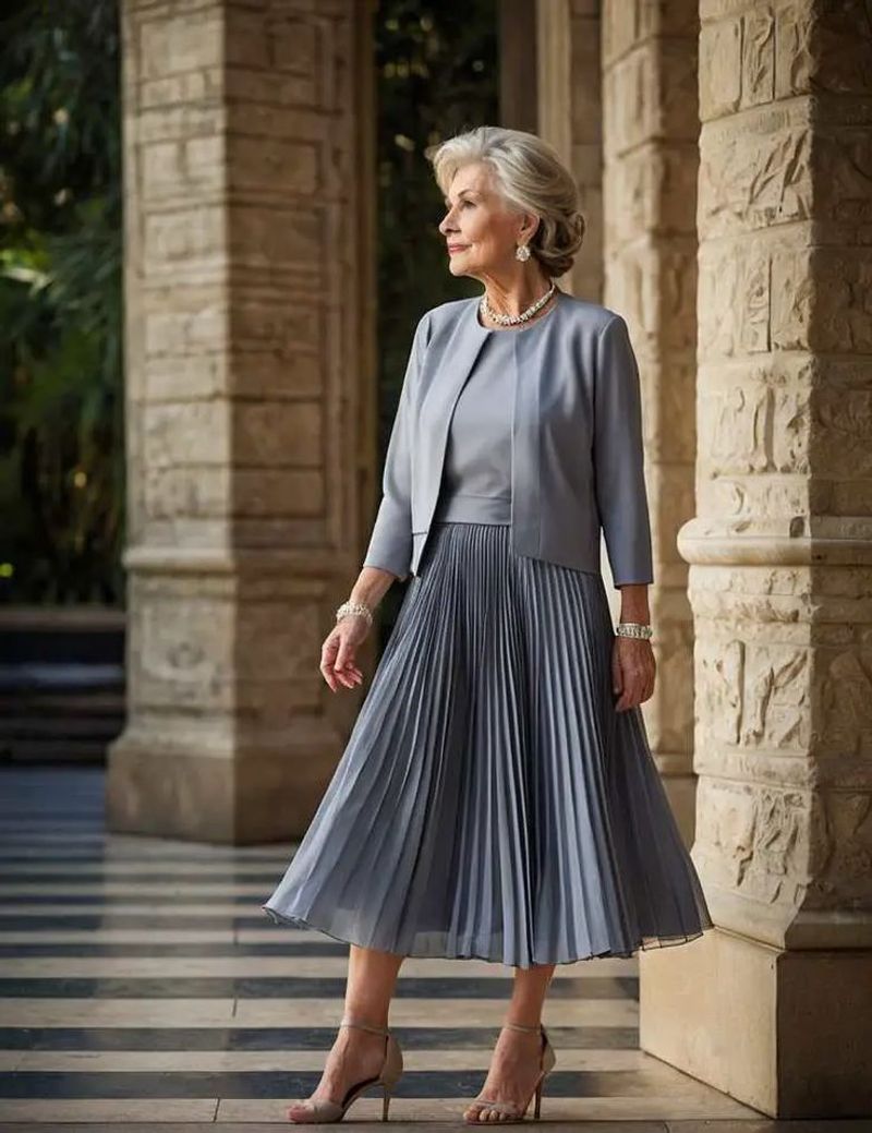 Elegant Pleated Midi Dress