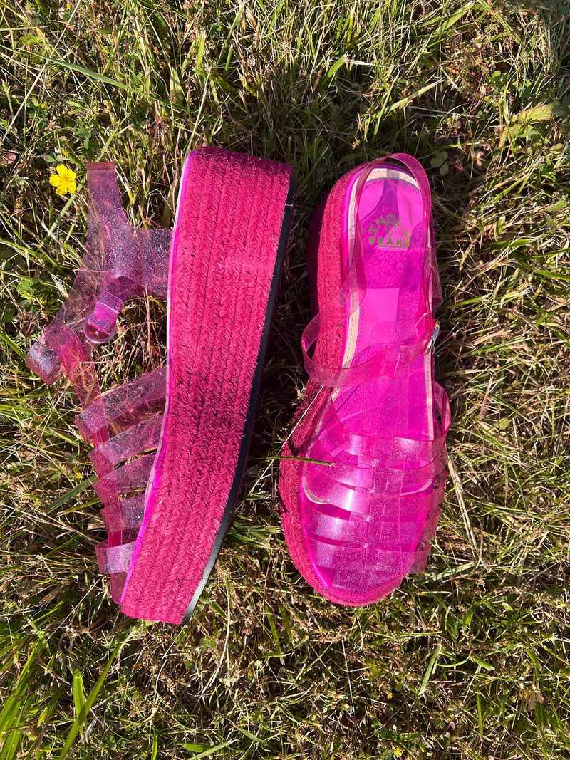 Bubblegum Pink T-Straps