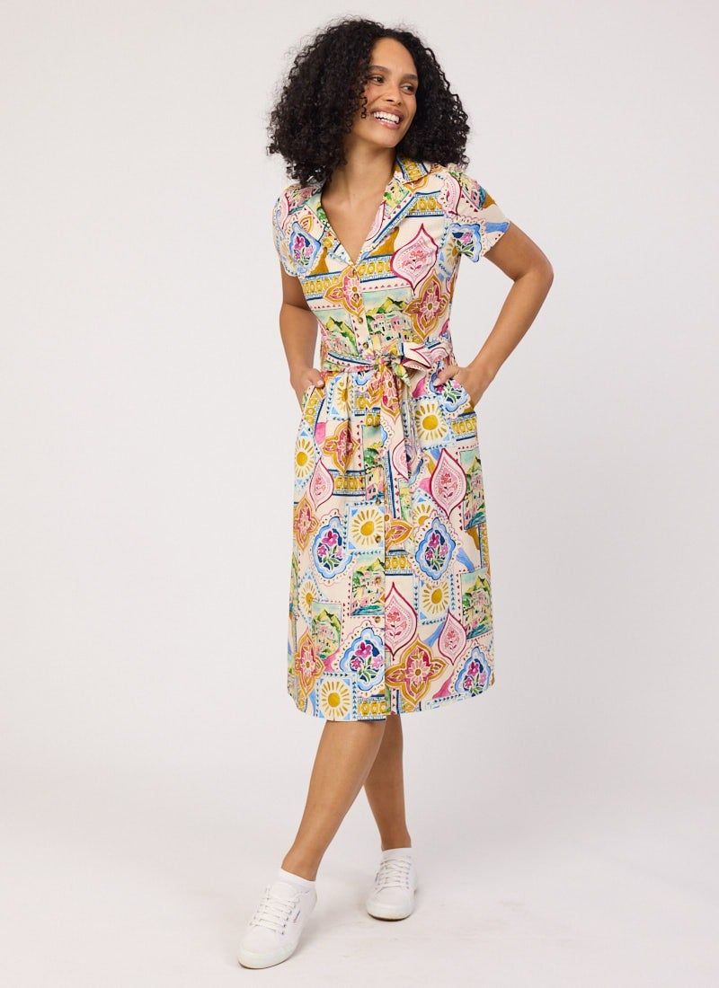 Vintage-Inspired Vacationer