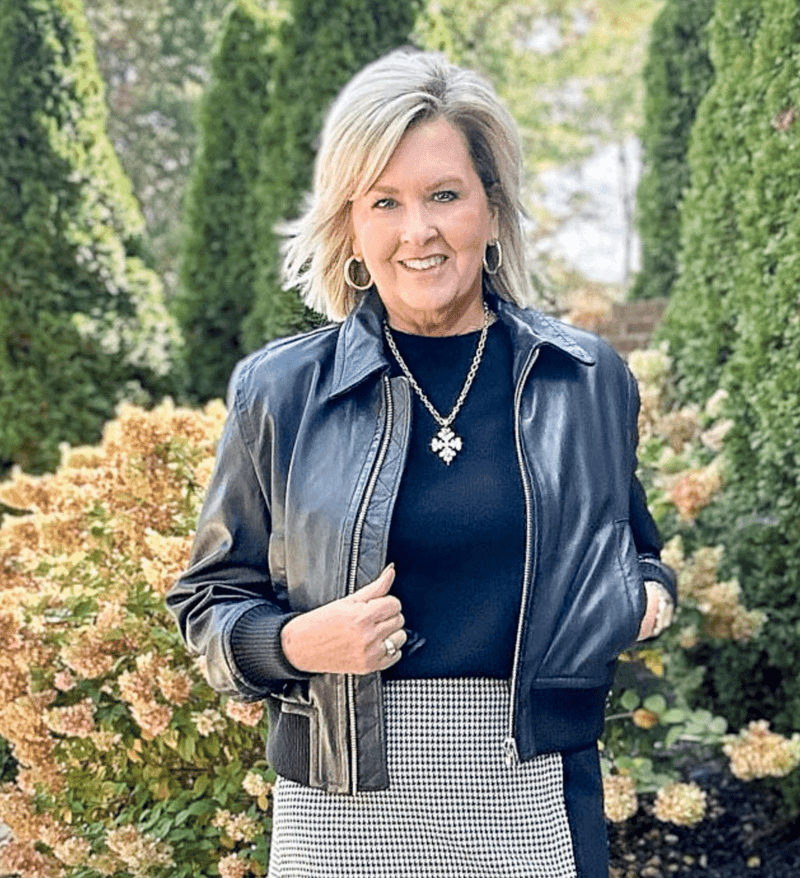 Statement Jacket & Simple Foundation