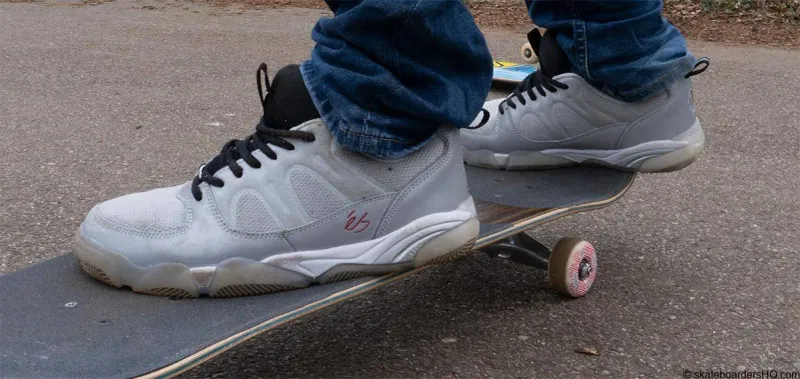 RoomyRider Sneakers