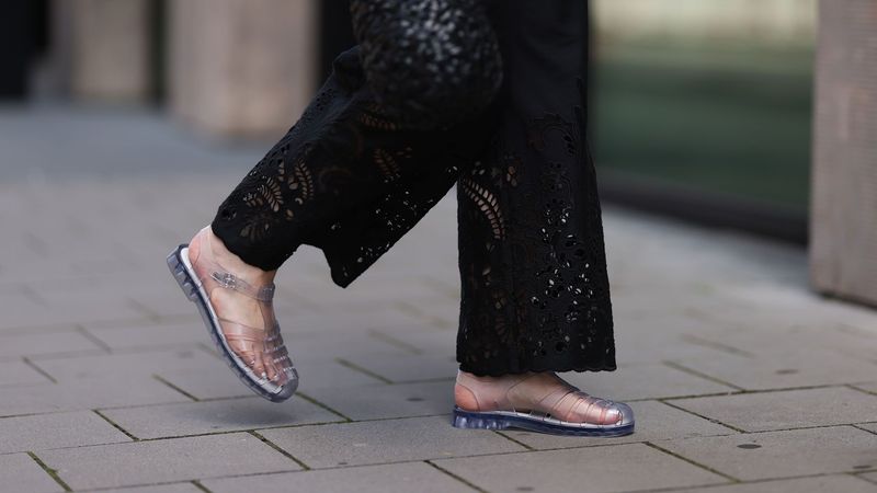Jelly Sandals Nostalgia (But Make It Fashion)