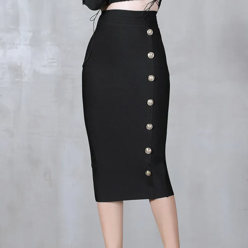 Minimalist Black Essential