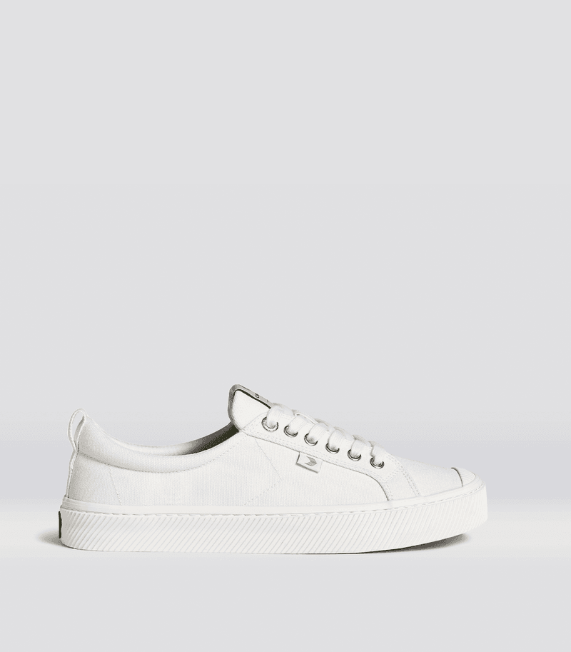 Low-Profile Canvas Sneakers: Laid-Back Cool