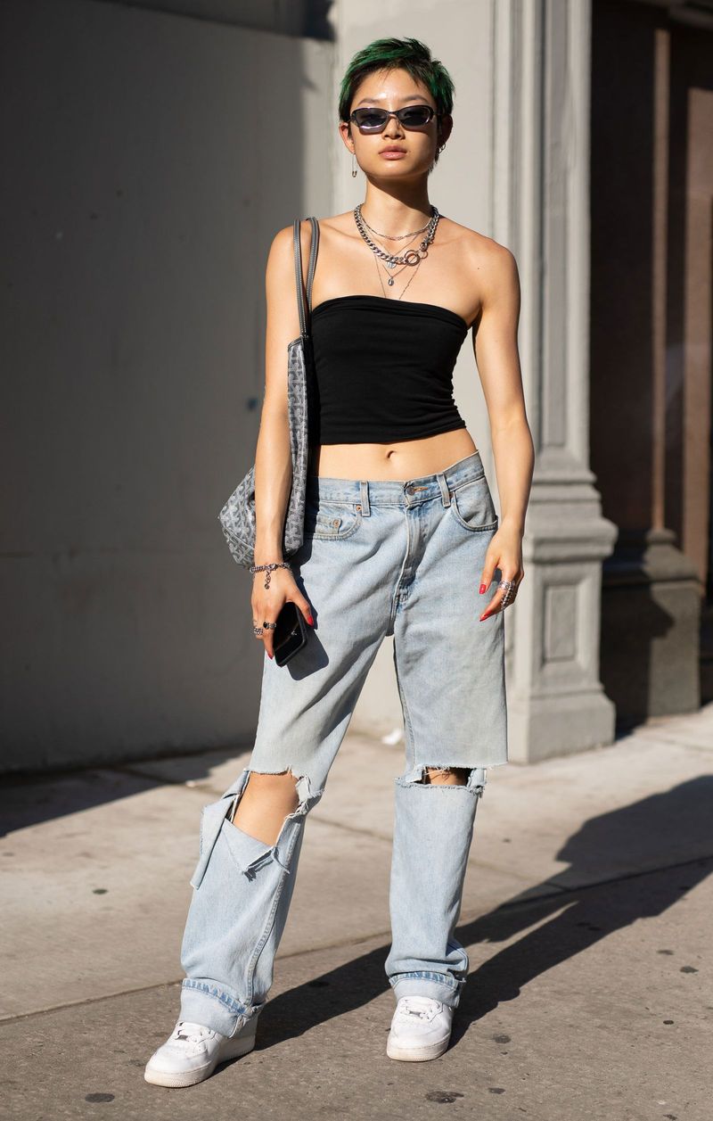 Low-Rise Jeans