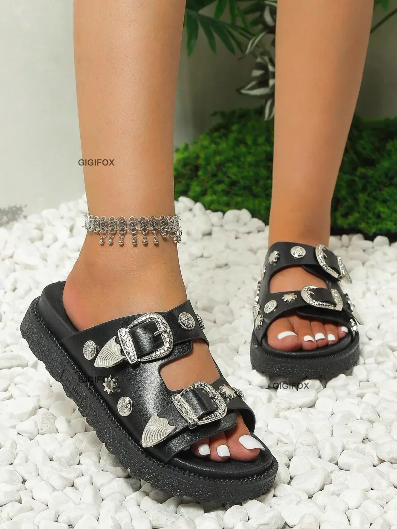 Edgy Street Style