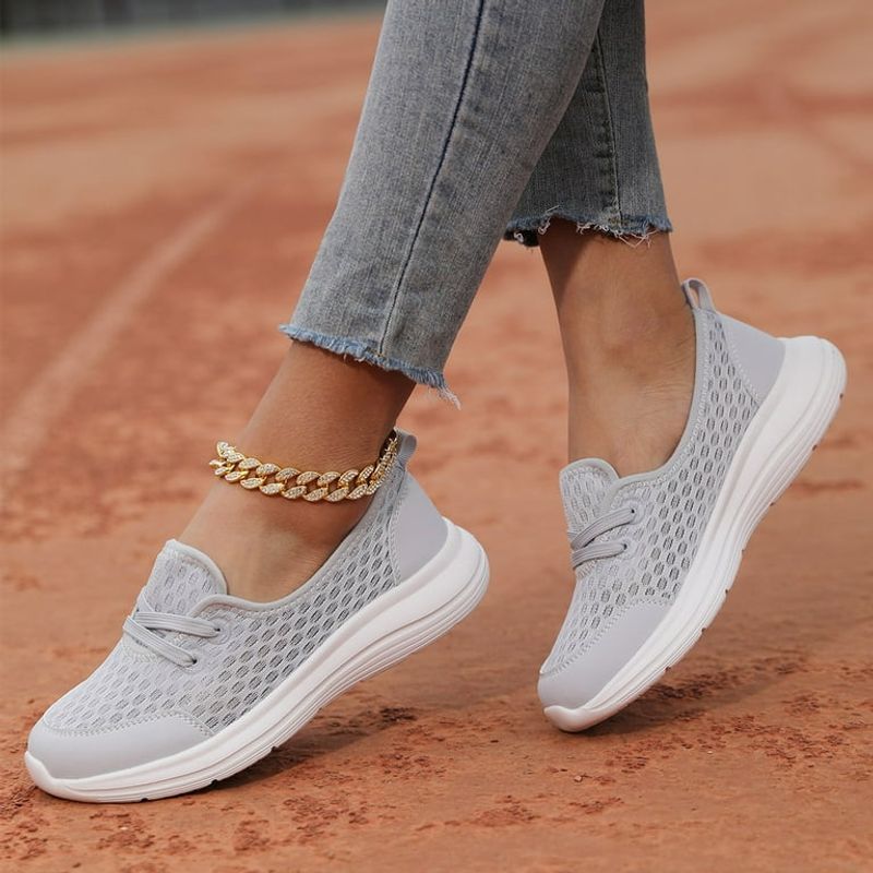 Breathable Mesh Runners
