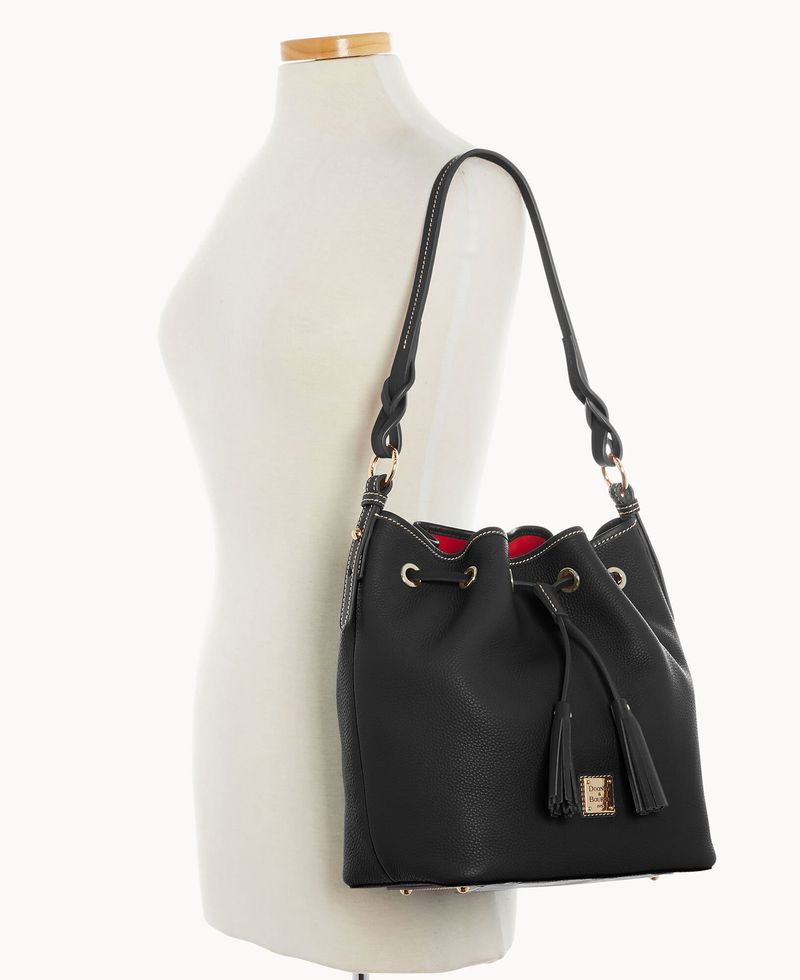 Bucket Bag With Actual Storage Solutions