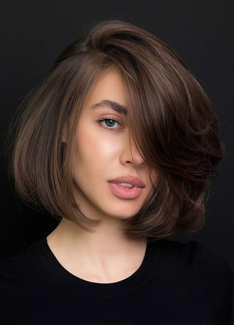 Voluminous Bob With Root Lift