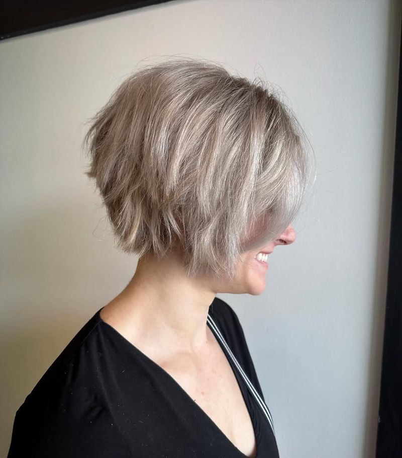 Feathered Asymmetrical Bob