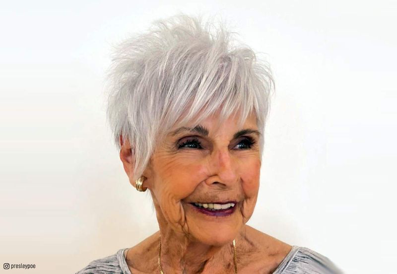 Pixie piumato