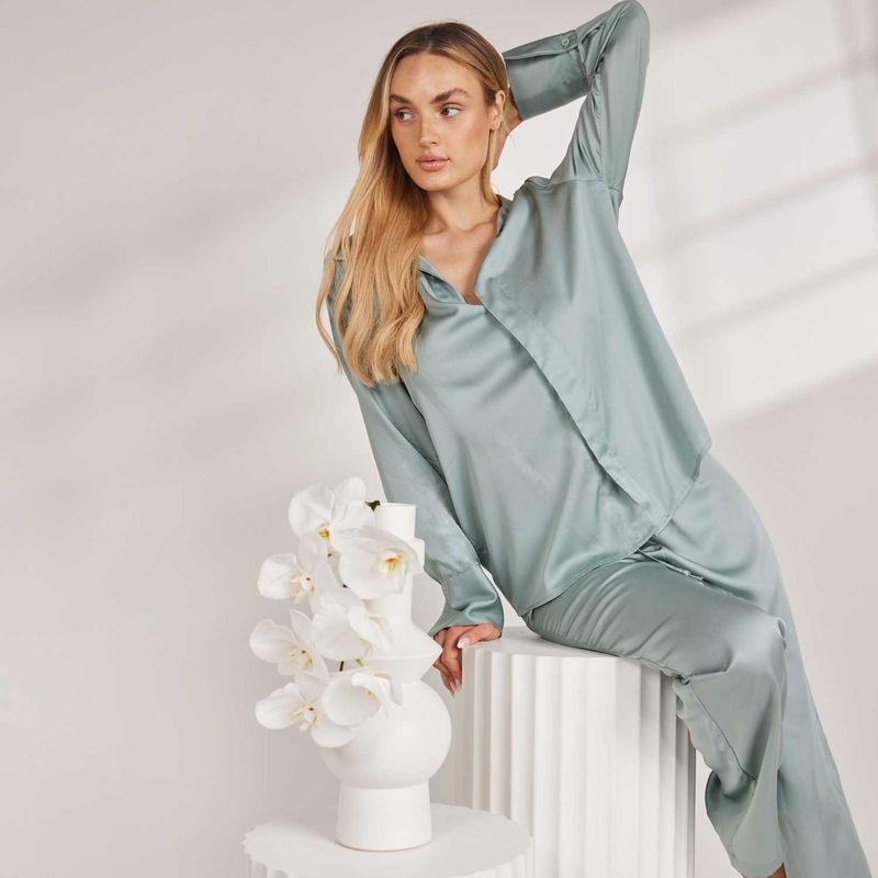 Silky Bamboo Elegance