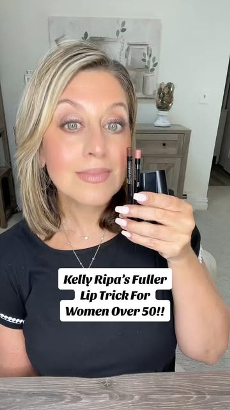 Plumping Lip Gloss