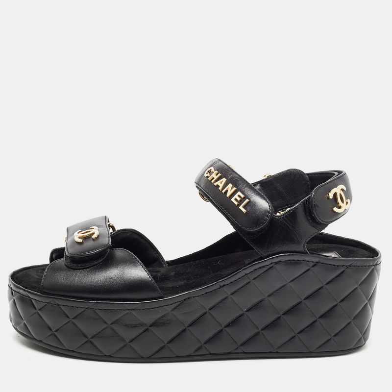 Chanel's Timeless Tread