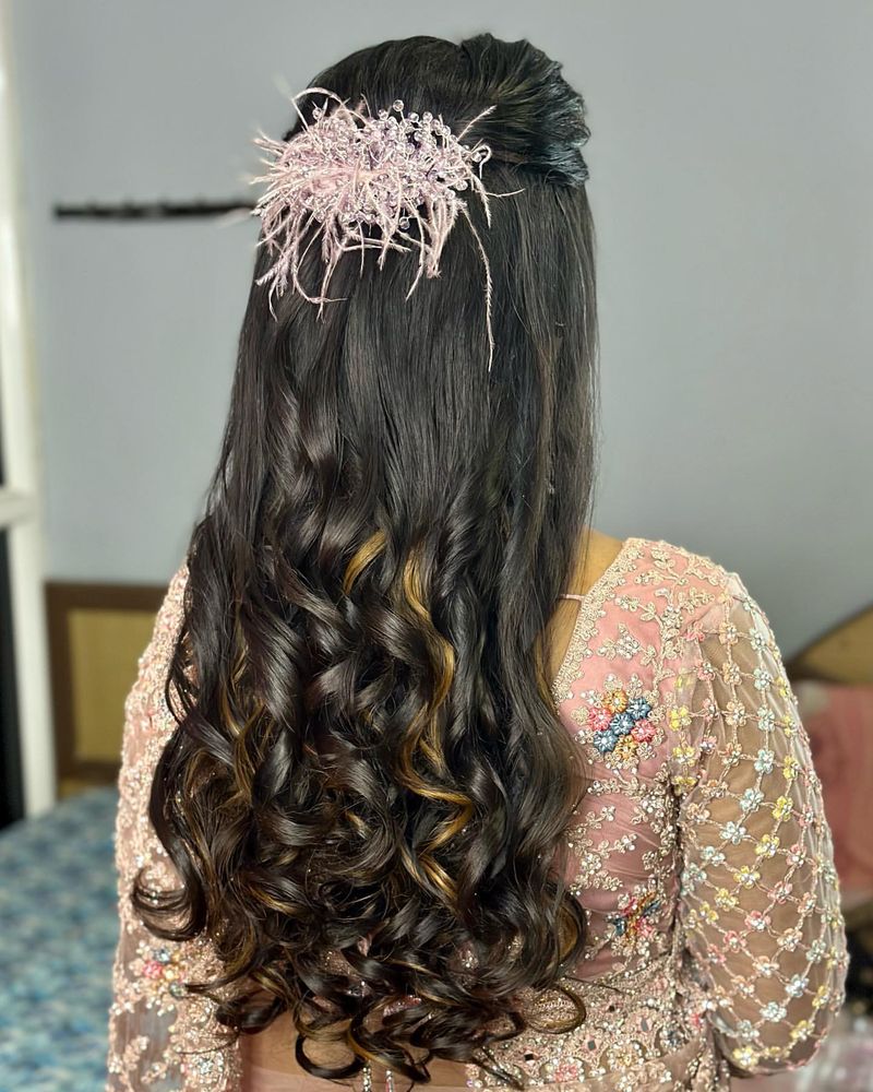 Detalles de joyería para el pelo