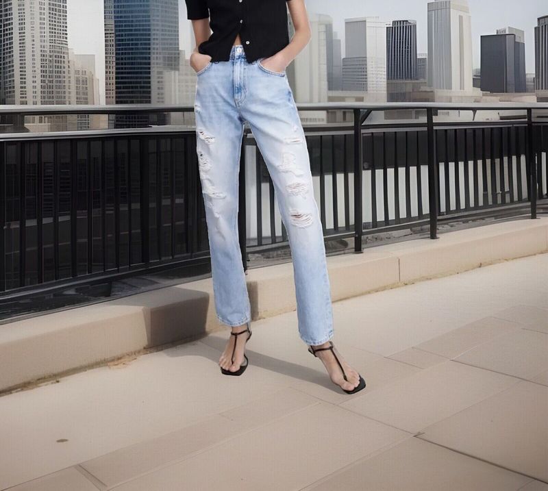 Zara ZW The New Knit Jean