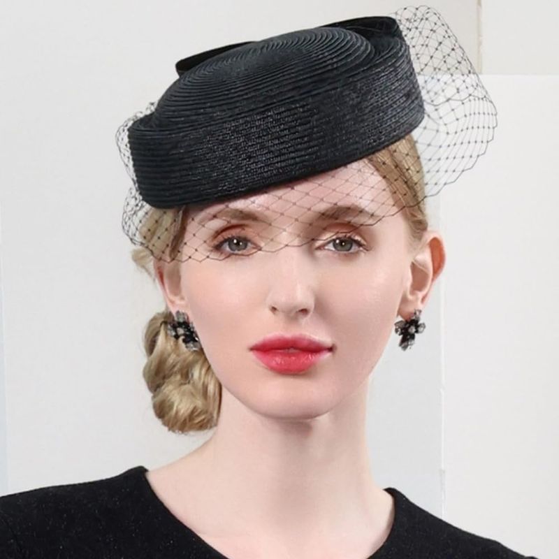 Structured Hats That Frame The Face