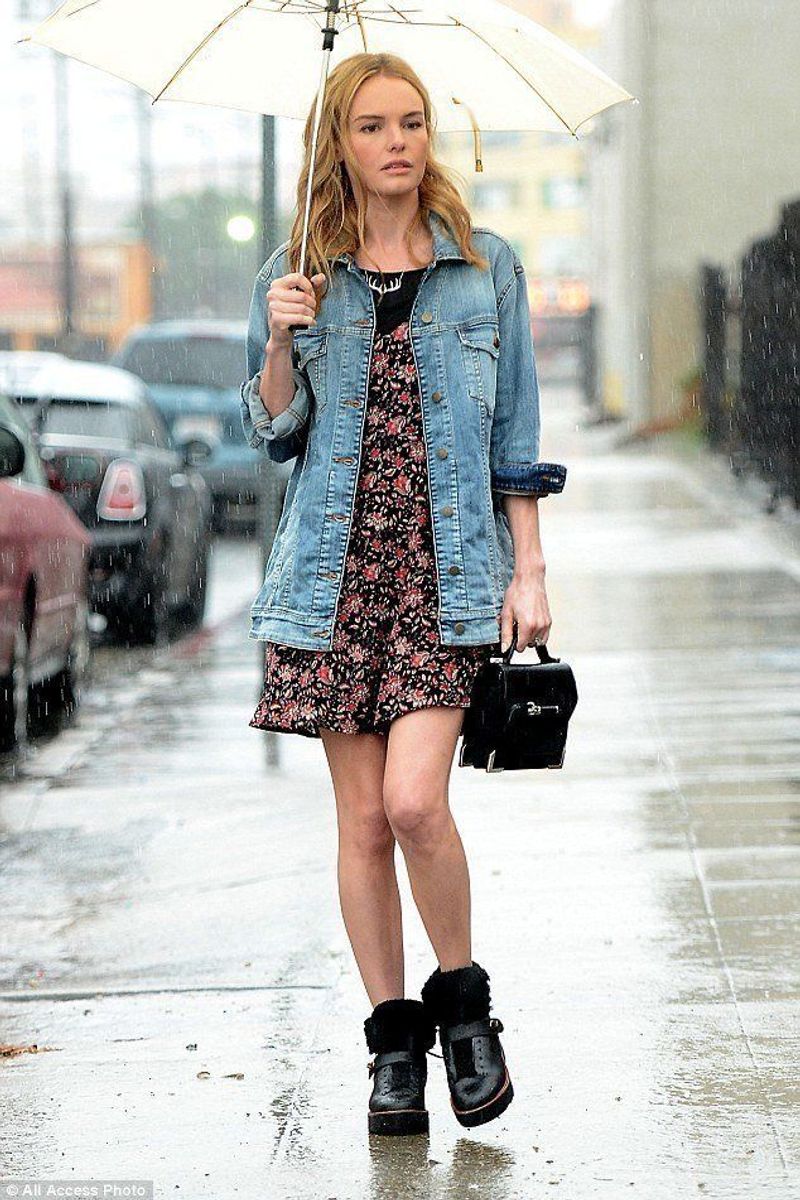 Clear Umbrella & Floral Dress Style