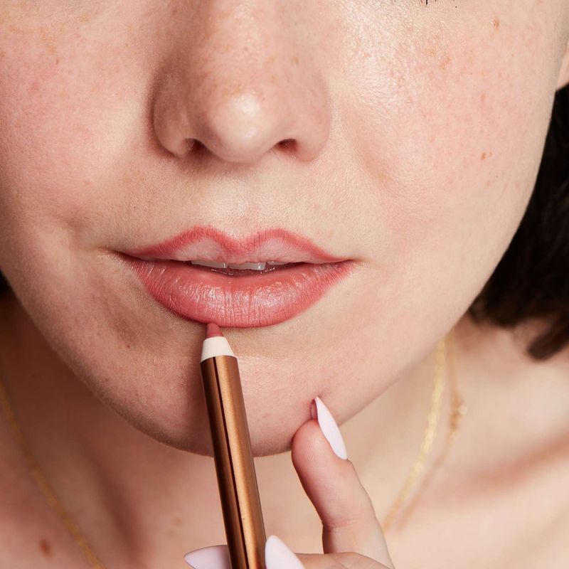 Nourishing Lip Crayon